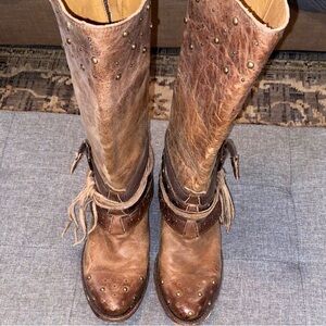 Distressed Brown leather Women's Heeled Boots
